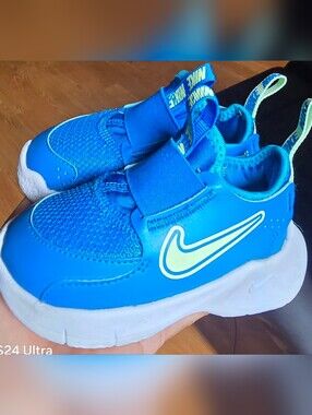 Sz 6C Toddler Kids NIKE FLEX RUNNER 3 Riad Running Shoes